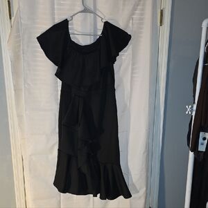 Chic Asymmetrical Black Dress with Ruffles